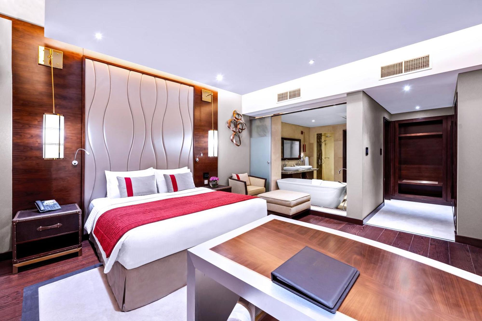 Hotel Grand Millennium Tabuk Exterior foto