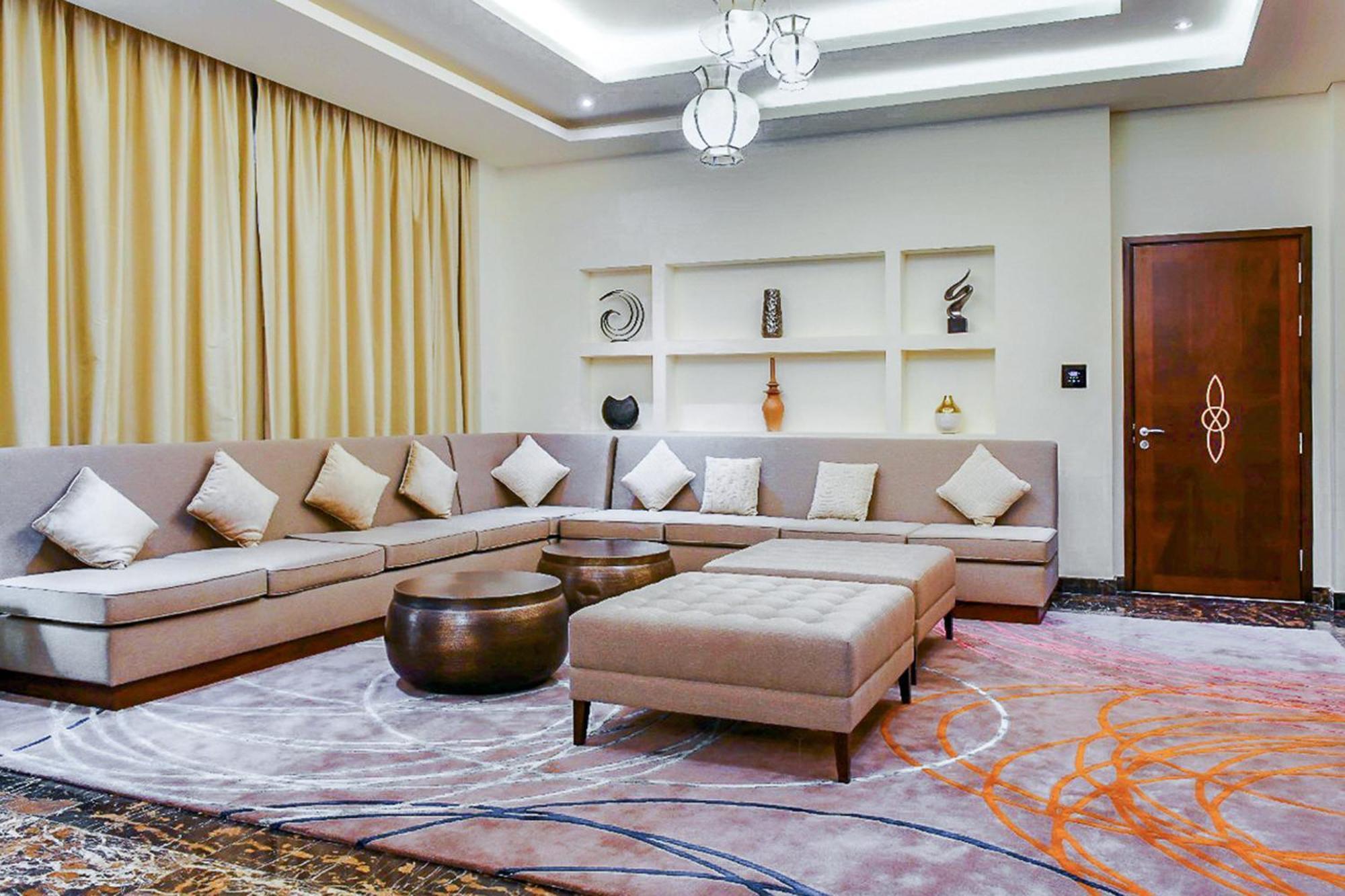 Hotel Grand Millennium Tabuk Exterior foto